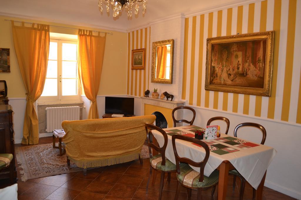 Corte Palazzo Picedi Benettini Sarzana Kültér fotó