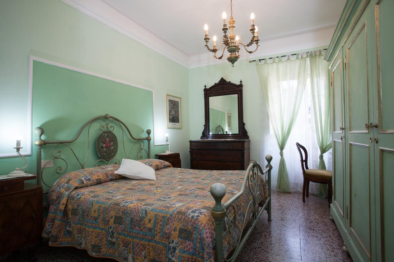 Corte Palazzo Picedi Benettini Sarzana Kültér fotó