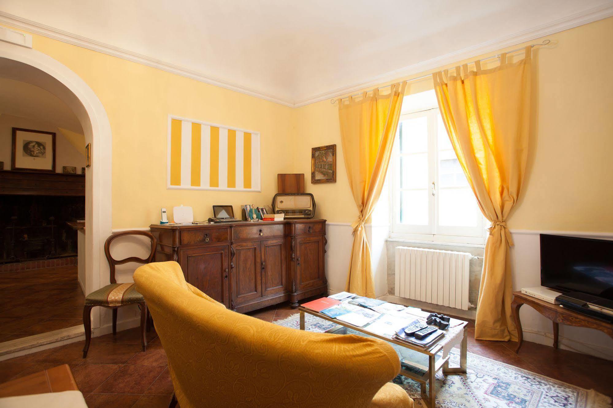 Corte Palazzo Picedi Benettini Sarzana Kültér fotó